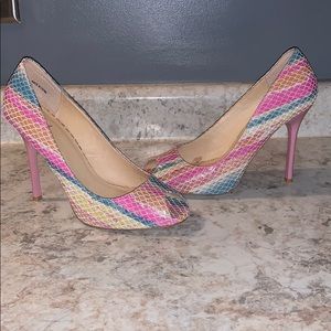 Bakers Heels Size 7 1/2 (Princess) w/purse